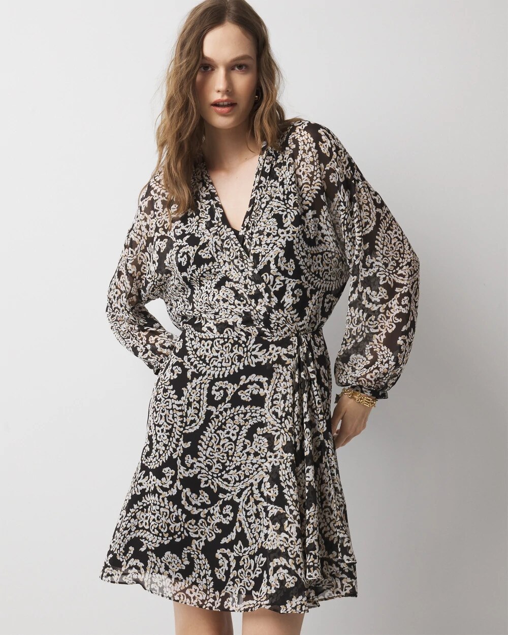 WHBM_3Q20Chiffon20Mini_570385113_BLK006639_OF_MAIN-1.jpeg