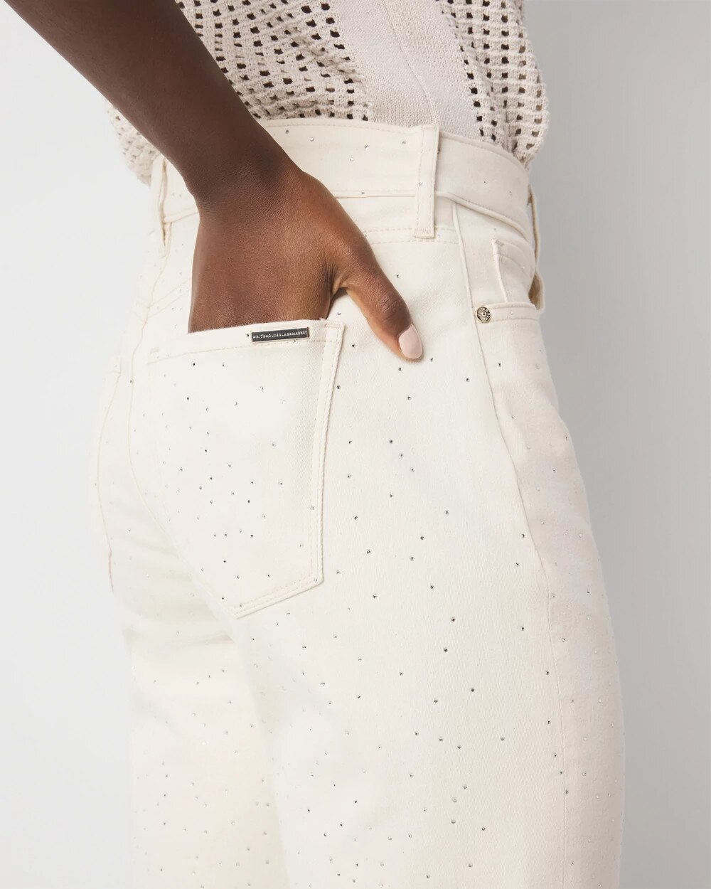 WHBM_AO20Heatset20Girlfriend_570390403_NEU004160_OF_ALT202-1.jpeg
