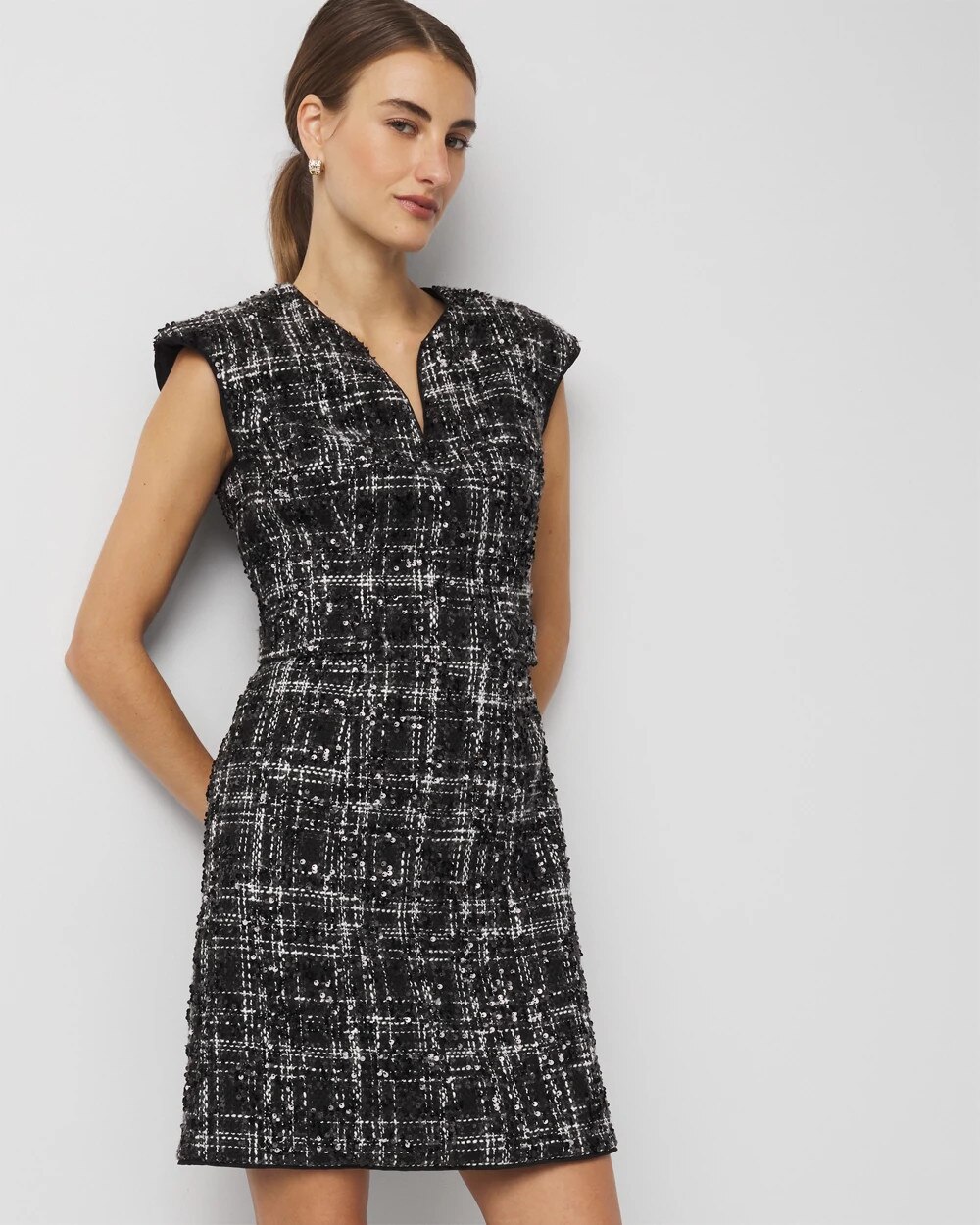 WHBM_CS20V-Nk20Tweed20Sqn20Mini_570401960_BLK007289_OF_MAIN-3.jpeg