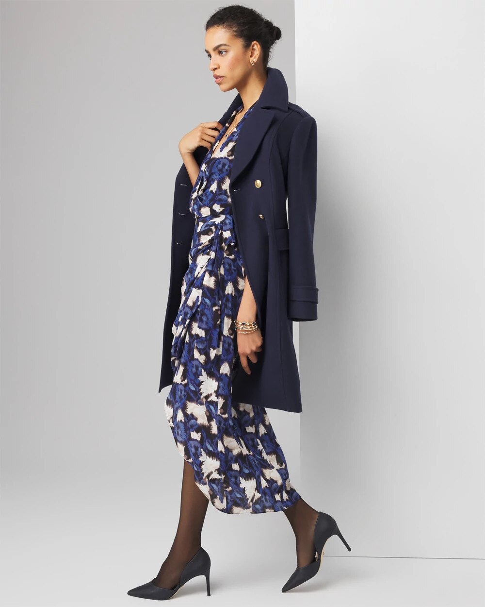 WHBM_CS20Wrap20Midi_570379374_BLU006490_OF_ALT201.jpeg