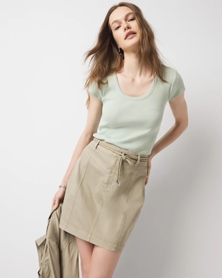 WHBM_Cargo20Mini20Skirt_570386775_GRN006584_OF_MAIN.jpeg