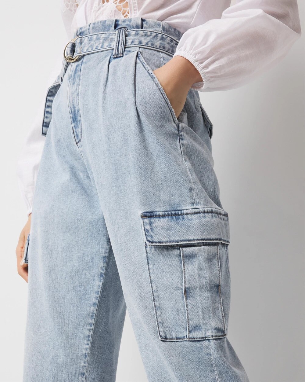 WHBM_Cargo20Tapered20Ankle_570386779_BLU006587_OF_ALT202-1.jpeg