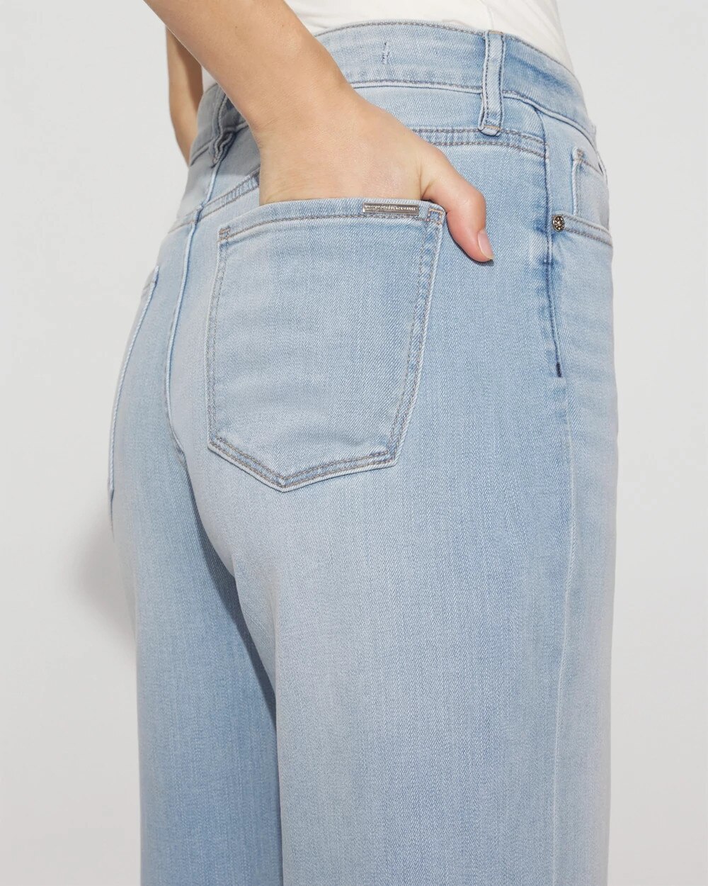 WHBM_Cuff20Wide20Leg20Crop_570384800_BLU006586_OF_ALT202.jpeg