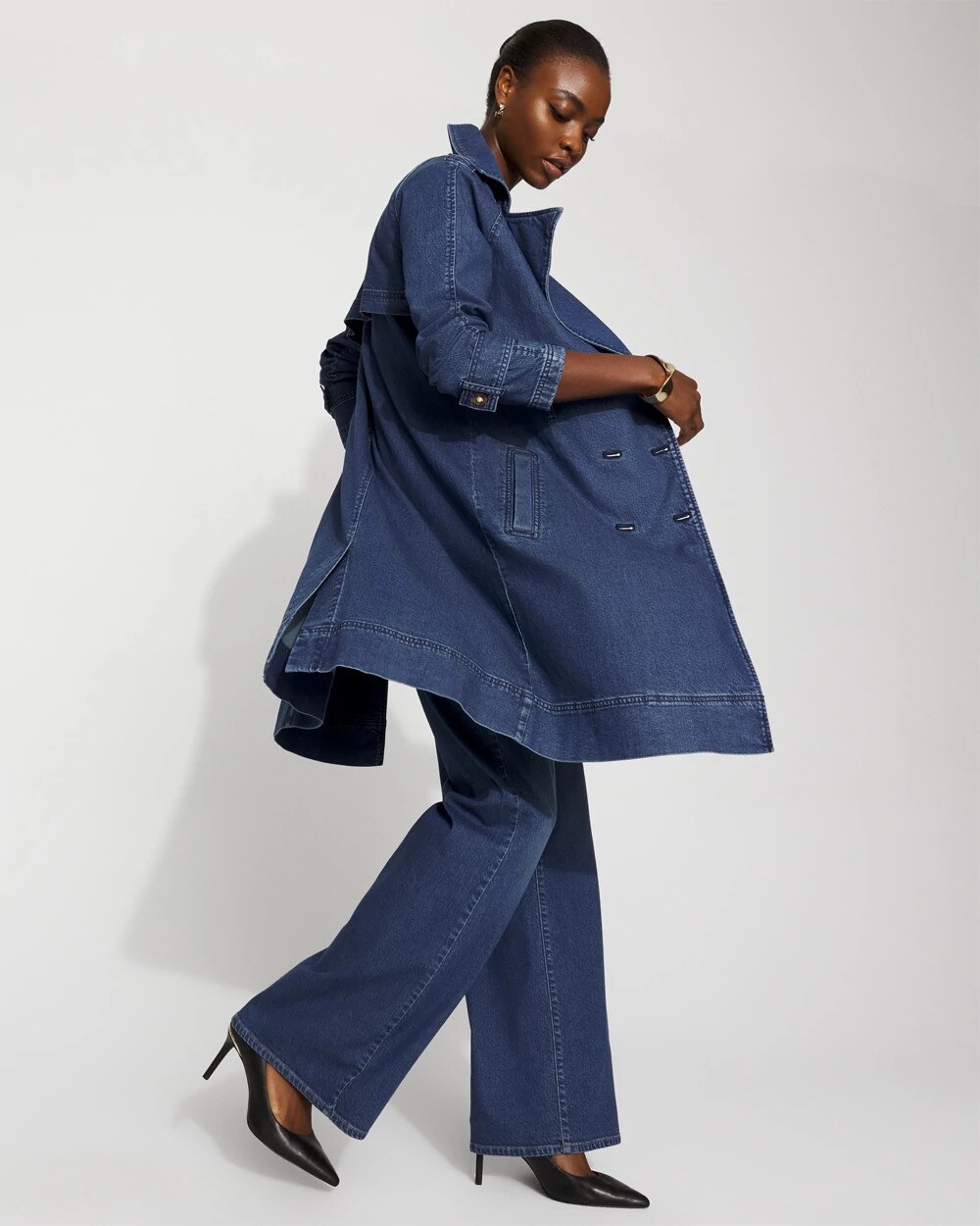 WHBM_Denim20Trench20Coat_570393548_BLU006658_OF_ALT201.jpeg