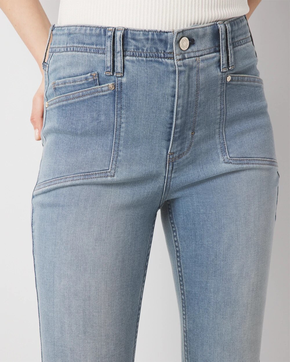 WHBM_Double20Pocket20Kick20Flare_570388813_BLU005865_OF_ALT202.jpeg