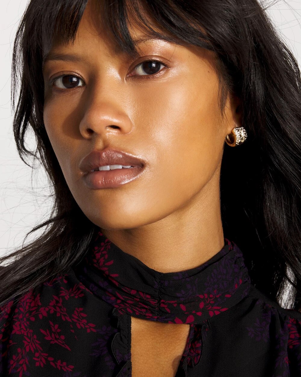WHBM_ER20Gld20Dusted20Pave20Huggie_570403193_TAN000932_OF_MAIN-1.jpeg