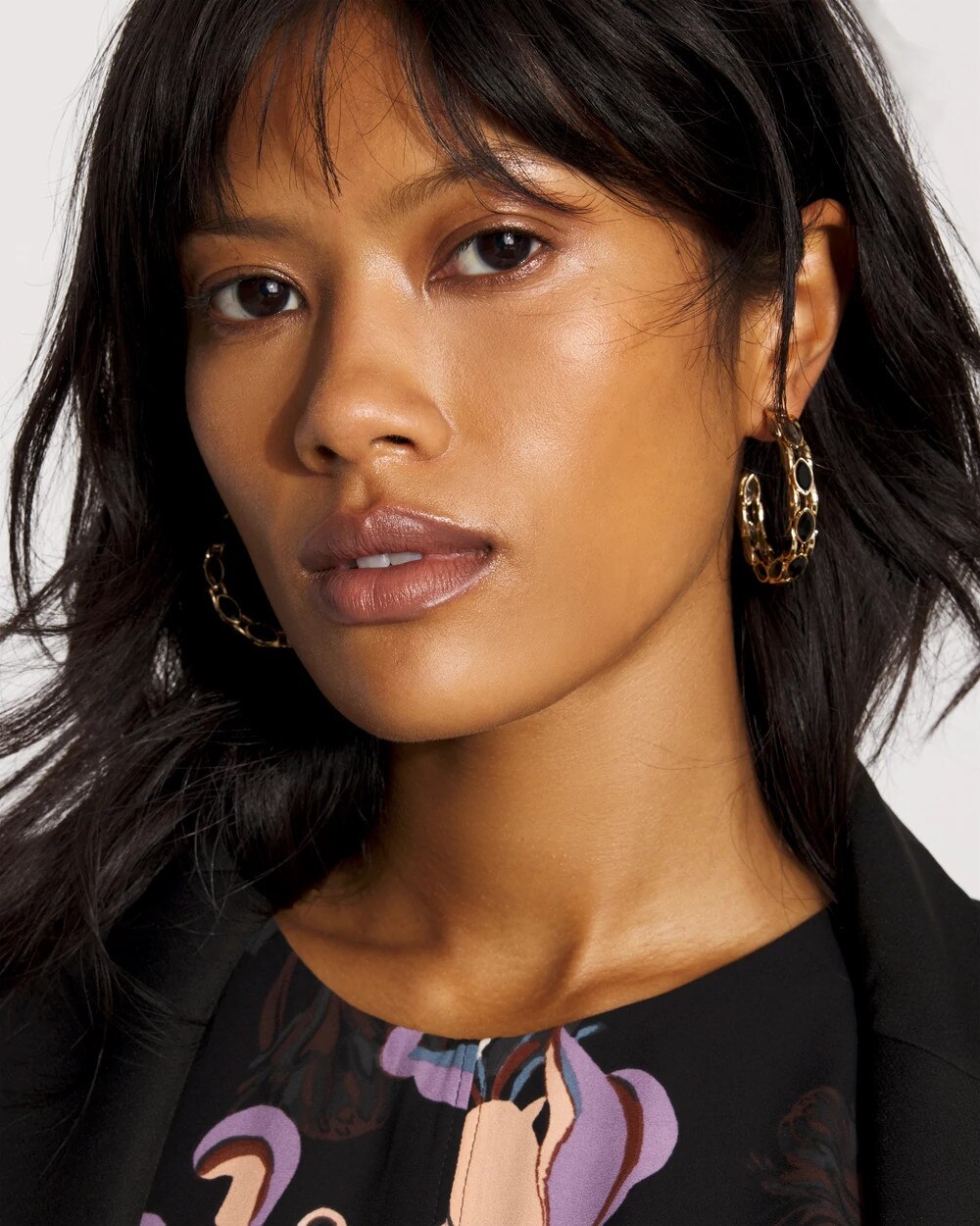 WHBM_ER20Gld20Jewel20Tone20Hoop_570403209_TAN000932_OF_MAIN.jpeg