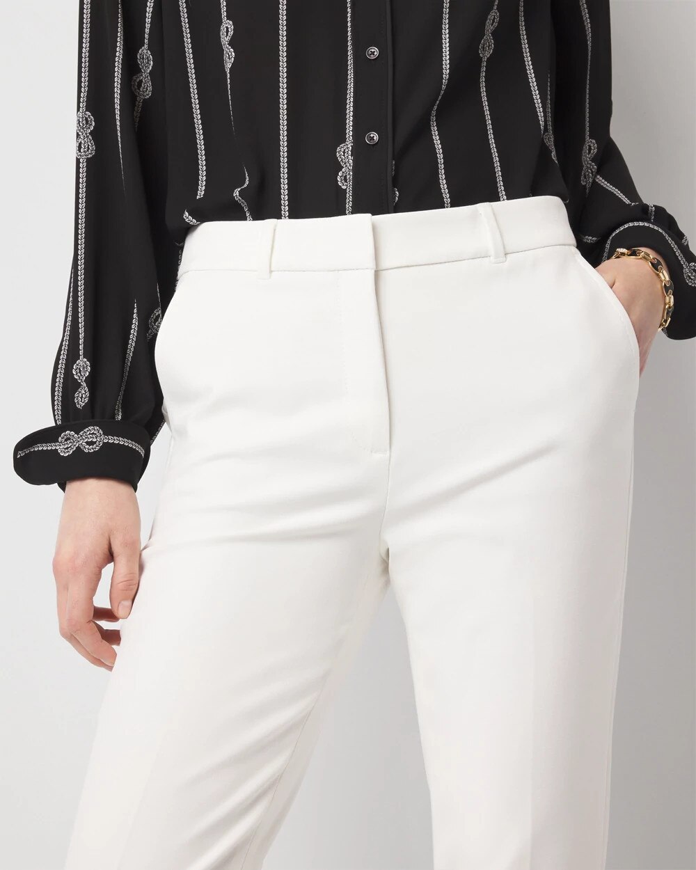 WHBM_Elle20Slim20Ankle20CS_570293592_IVO000190_OF_ALT202.jpeg