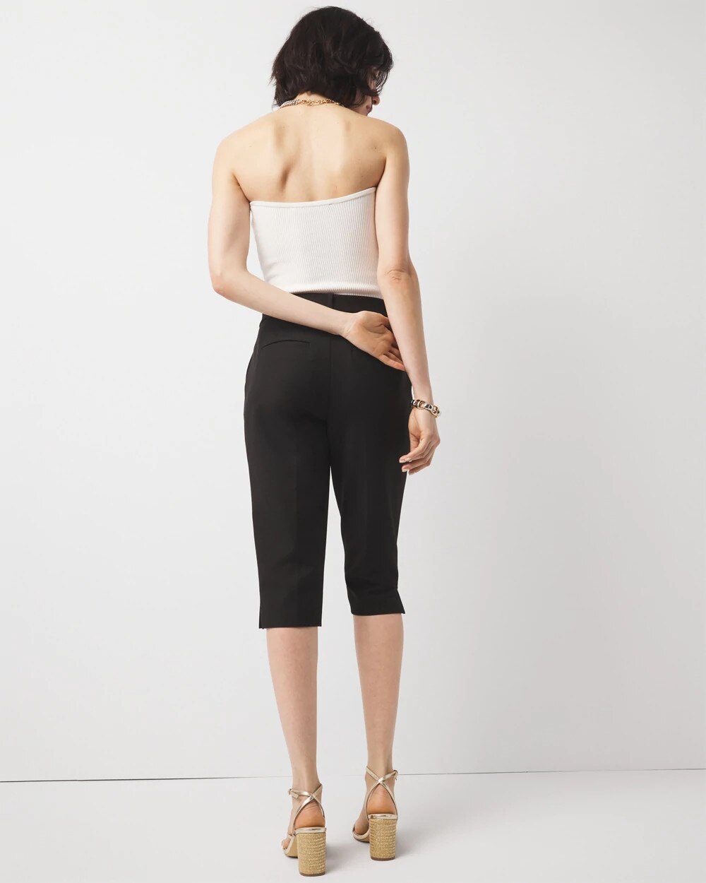 WHBM_Elle20Slim20Capri20CS_570386817_BLK000001_OF_ALT201-1.jpeg