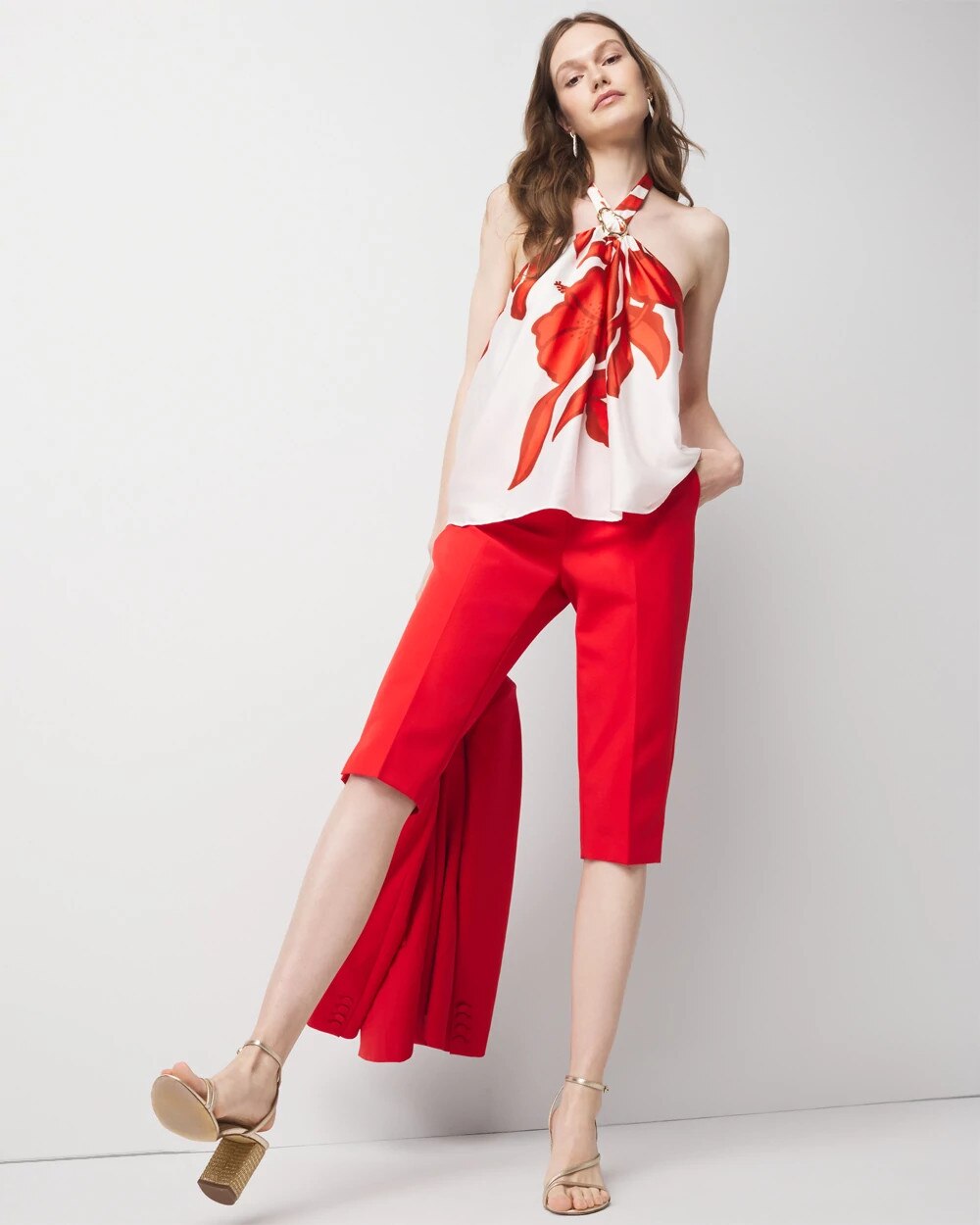 WHBM_Elle20Slim20Capri20CS_570390187_RED006728_OF_ALT203.jpeg