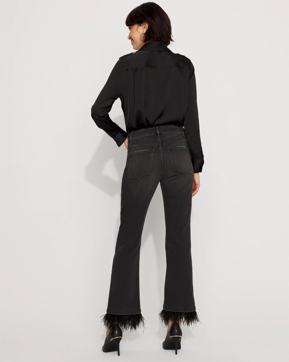 WHBM_Feather20Kick20Flare_570399609_GRY007315_OF_ALT201-1.jpeg