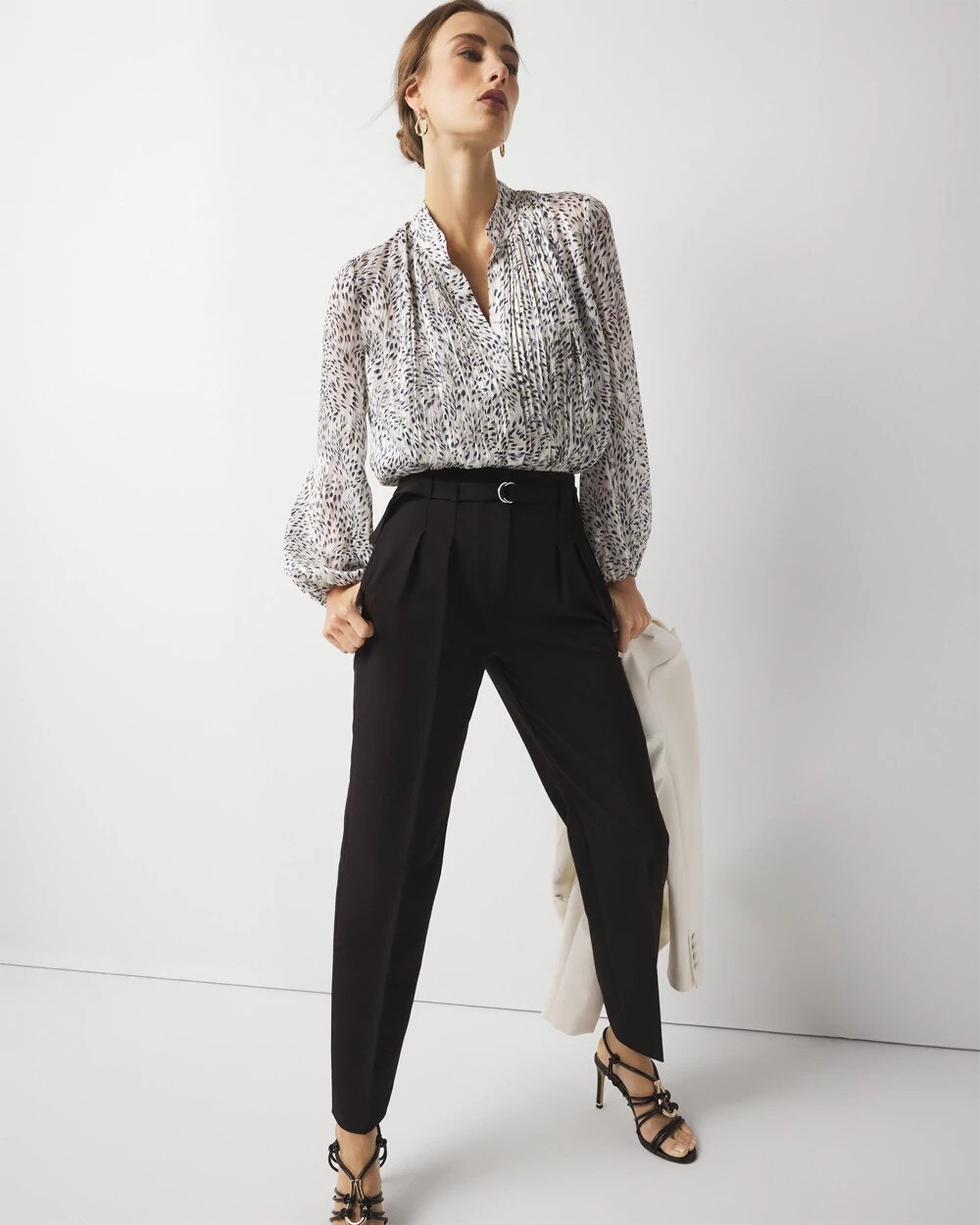 WHBM_HR20Belted20Tapered_570383069_BLK000001_OF_ALT203.jpeg