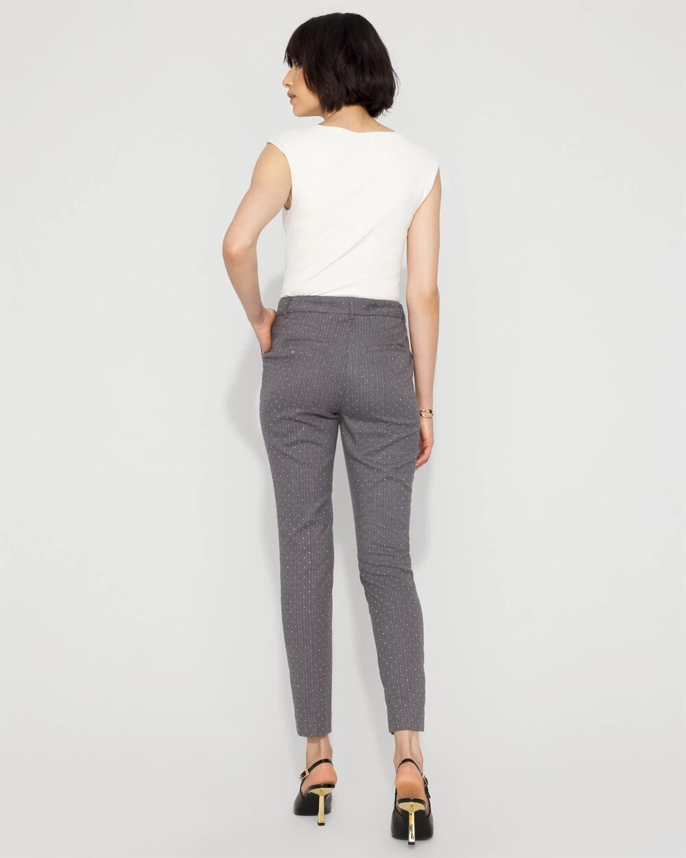 WHBM_Heatset20Elle20Slim20Ankle_570398035_GRY007027_OF_ALT201.jpeg