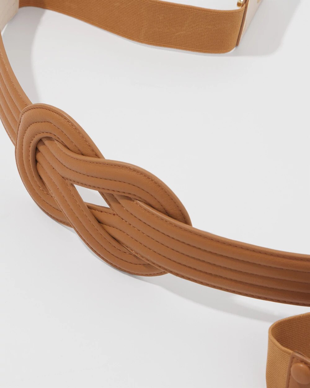WHBM_Interlock20Waist20Belt_570388617_NEU001294_TT_ALT202-1.jpeg