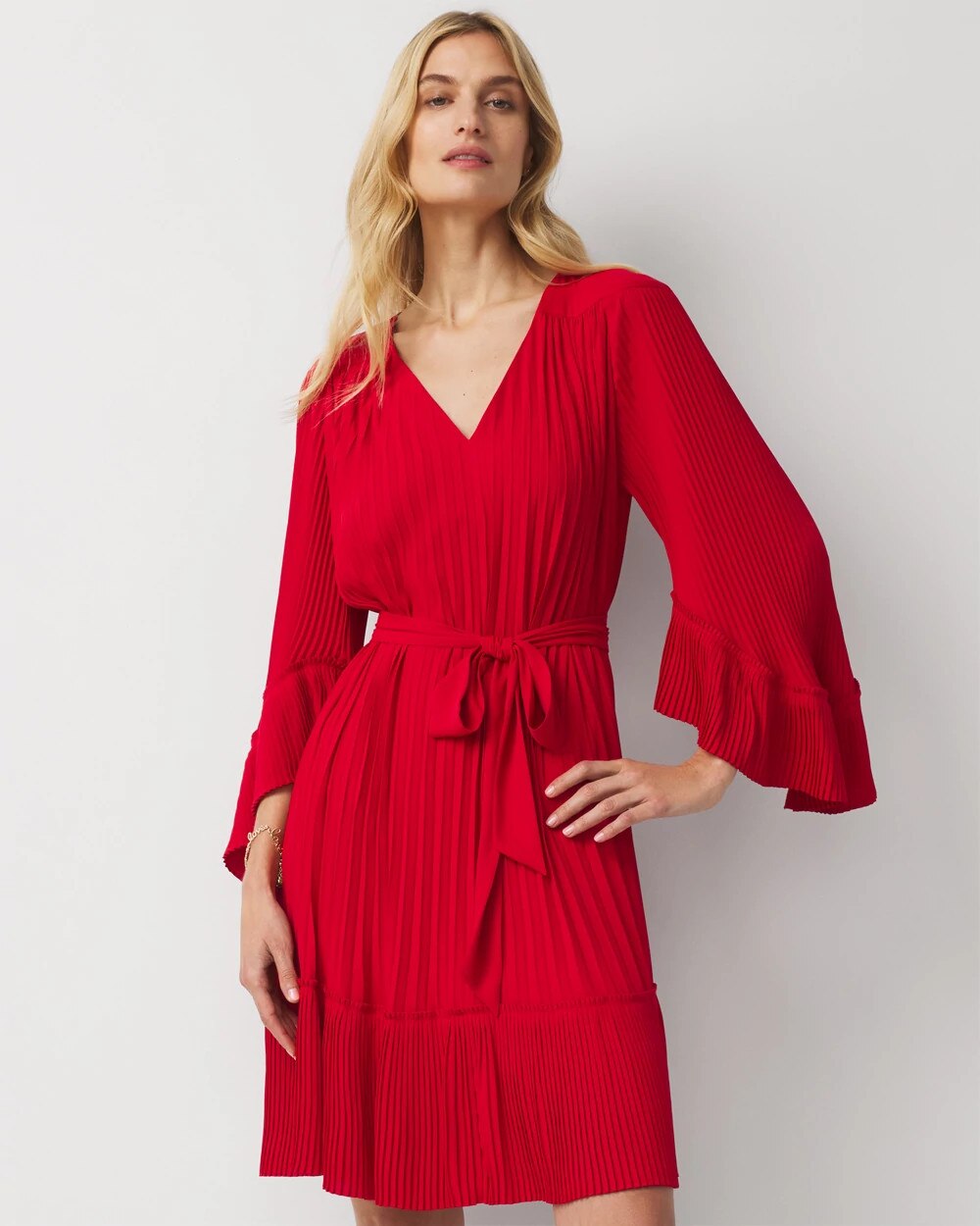 WHBM_LS20A-Line20Pleated20Mini_570404236_RED007201_OF_MAIN-1.jpeg