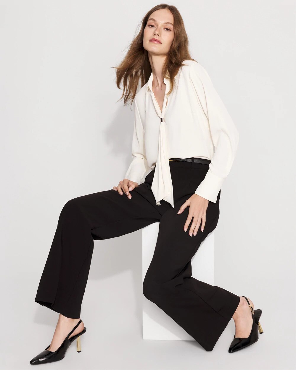 WHBM_LS20Crepe20Medallion20Tie_570399538_WHT006744_OF_ALT201.jpeg