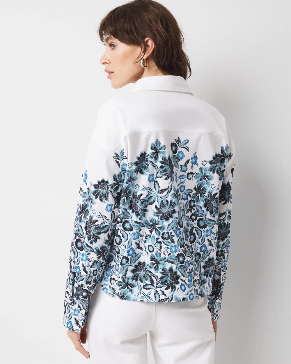 WHBM_LS20Pocket20Poplin20Shirt_570391263_WHT006806_OF_ALT203.jpeg