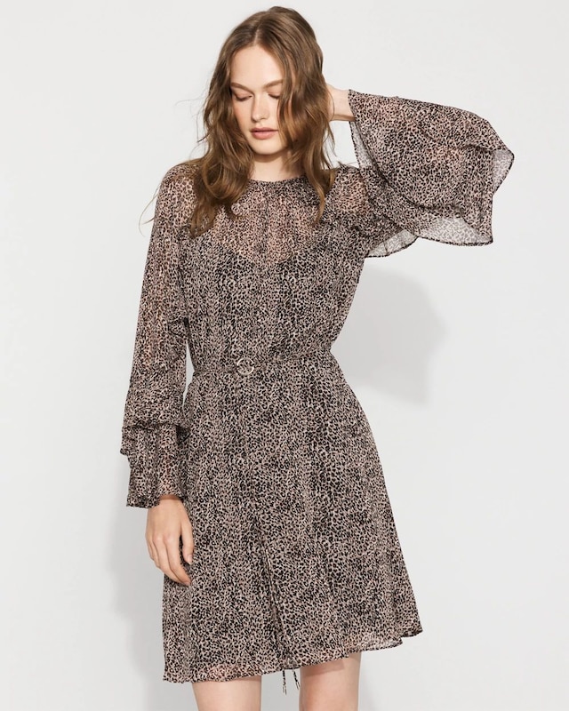 WHBM_LS20Ruffle20Mini_570397406_BLK006898_OF_MAIN.jpeg