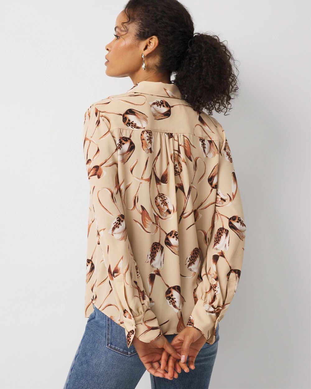 WHBM_LS20Soft20Shirt20w20Piping_570404929_NEU007410_OF_ALT203.jpeg