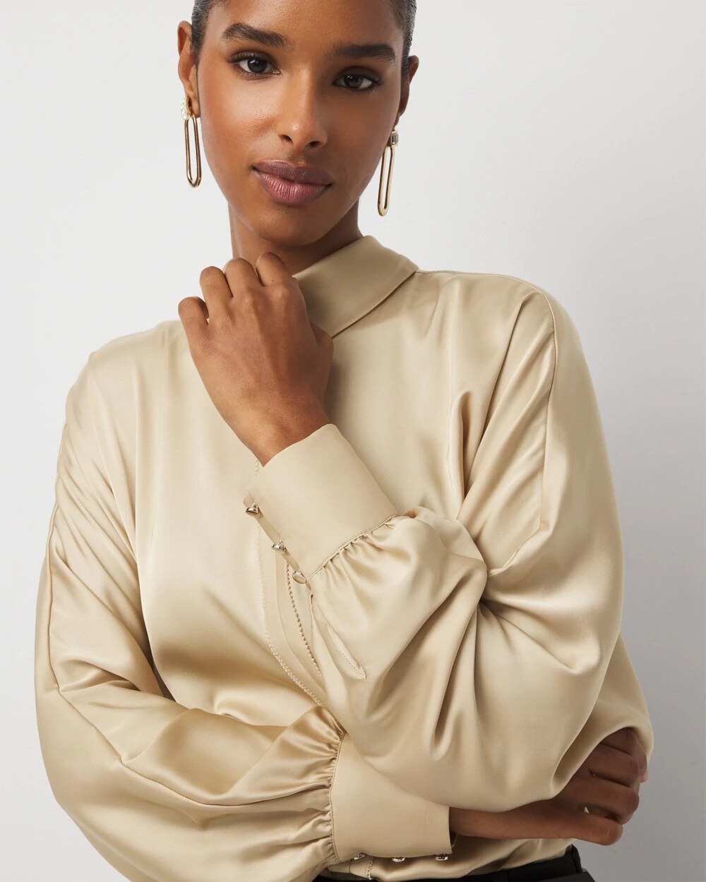 WHBM_LS20Tie20Nk20Dolman20Blouse_570403484_NEU003674_OF_ALT202.jpeg