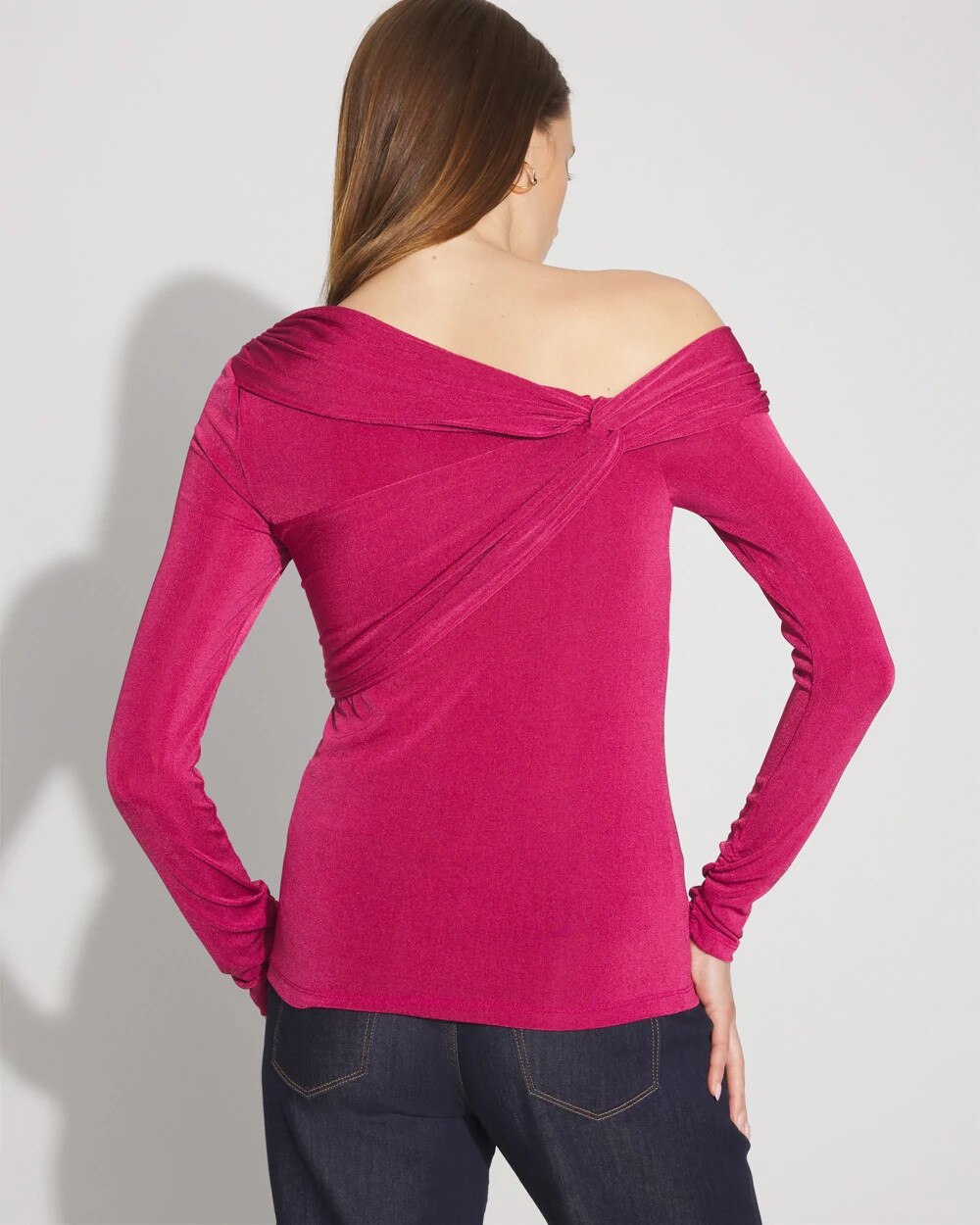 WHBM_LS20Twisted20Top_570393312_PNK006988_OF_ALT203.jpeg