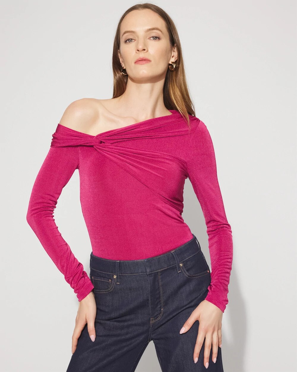 WHBM_LS20Twisted20Top_570393312_PNK006988_OF_MAIN-1.jpeg