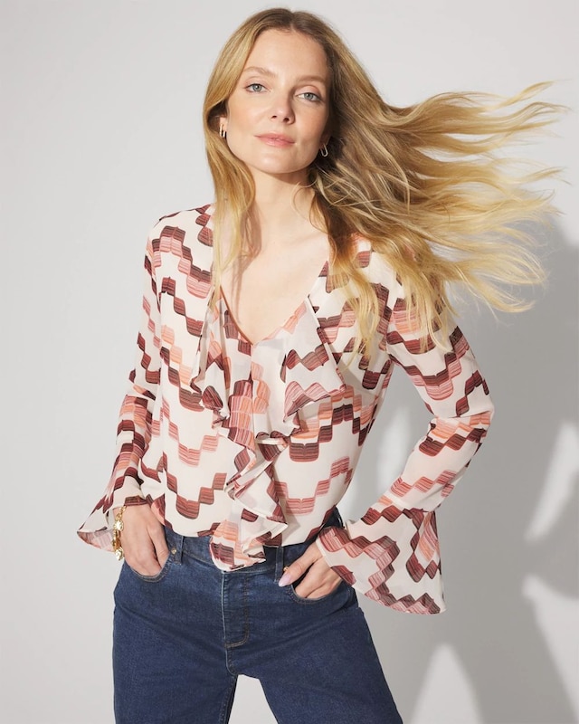 WHBM_LS20Vnk20Ruffle20Blouse_570393346_NEU006927_OF_MAIN.jpeg