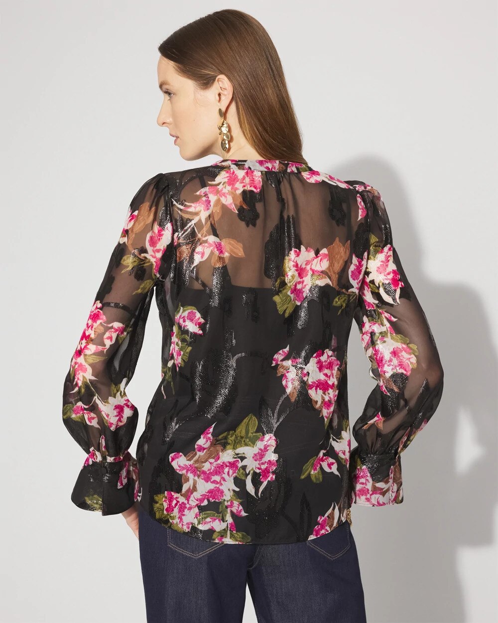 WHBM_LS20Vnk20Ruffle20Frnt20Blouse_570393353_BLK007046_OF_ALT203-1.jpeg