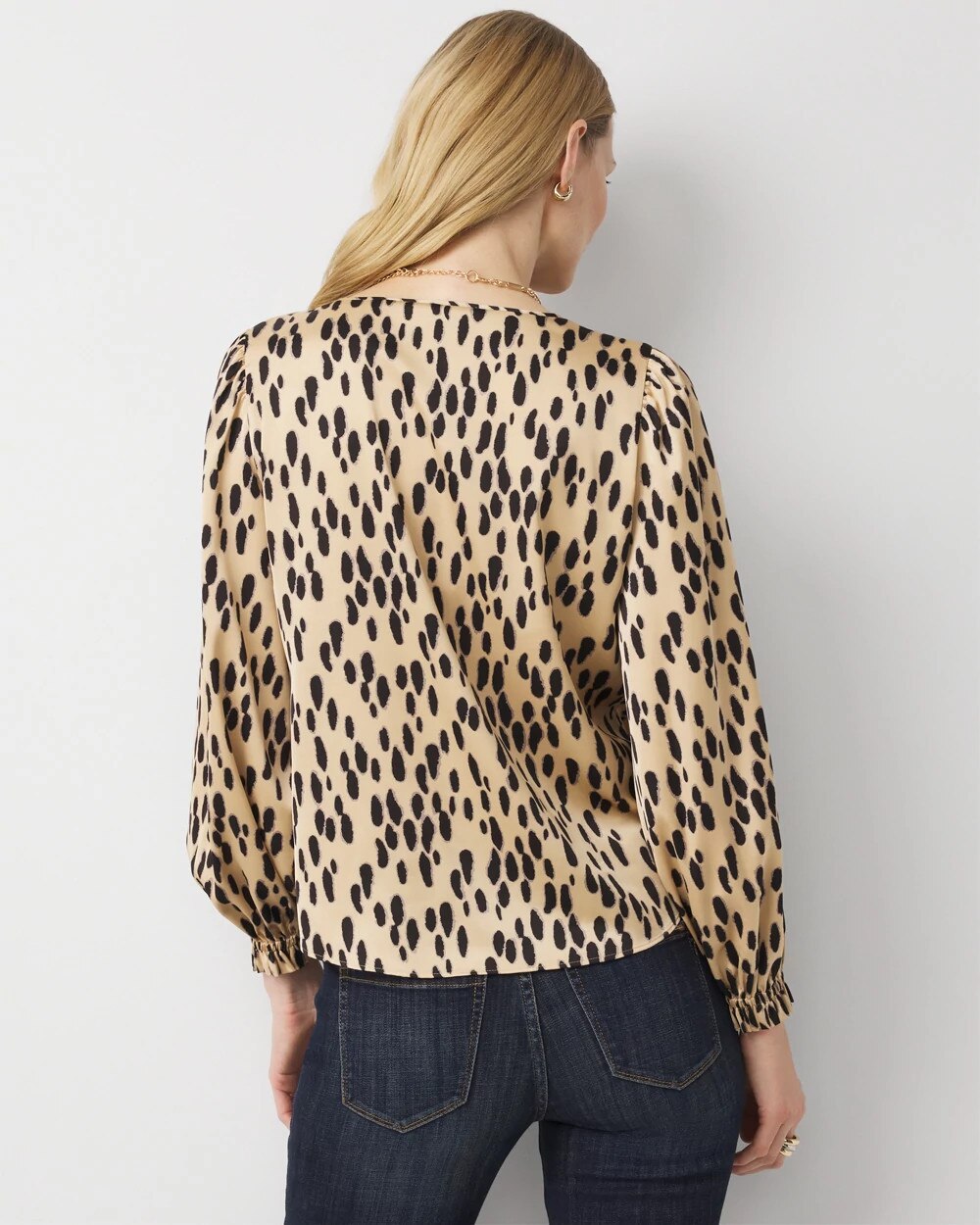 WHBM_LS20Vnk20Satin20Blouse_570404816_NEU007351_OF_ALT203.jpeg