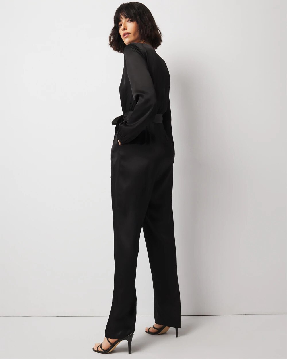 WHBM_LS20Vnk20Satin20Jumpsuit_570385389_BLK000001_OF_ALT203.jpeg