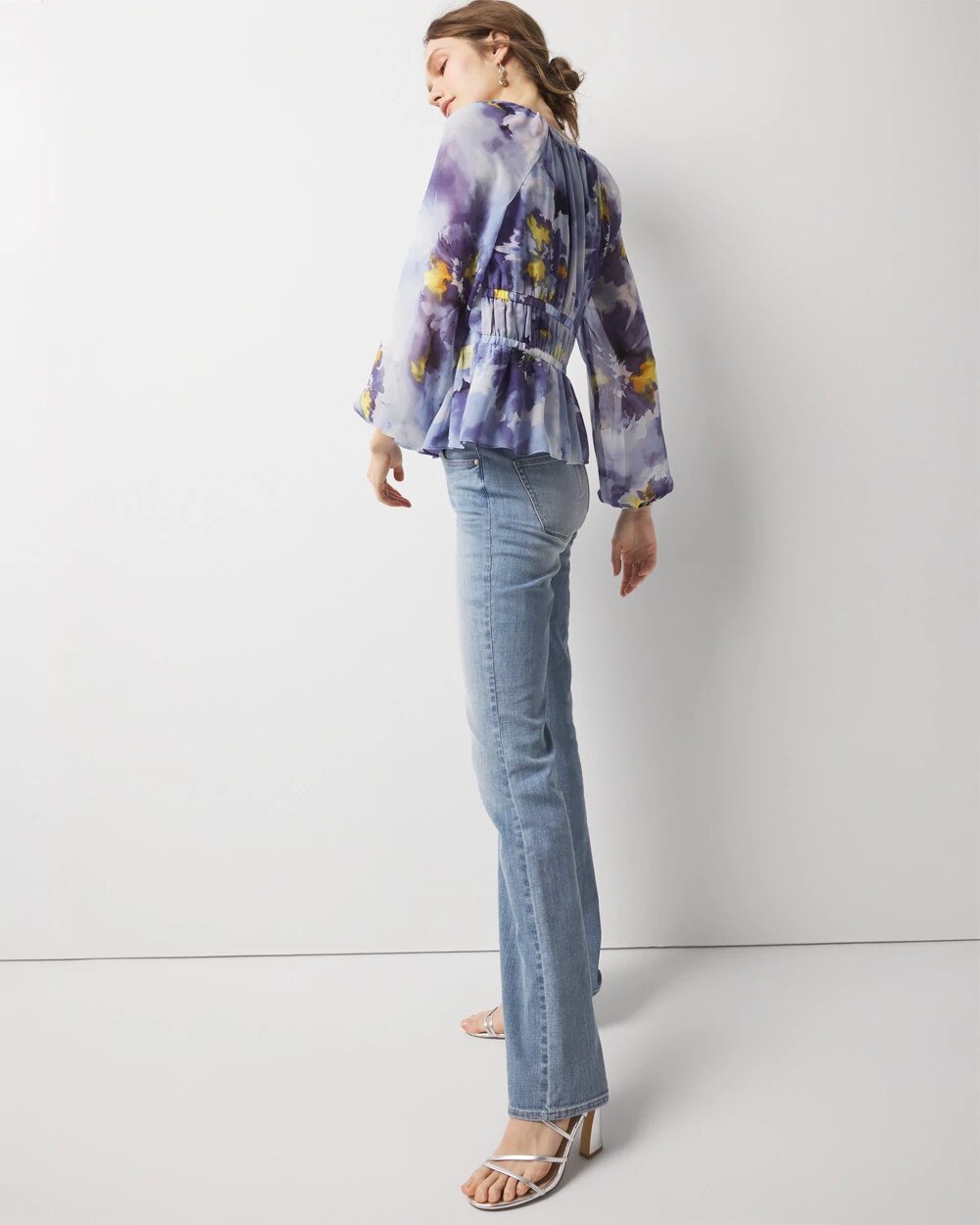 WHBM_LS20Vnk20Waist20Detail20Blse_570386112_IVO006596_OF_ALT201.jpeg