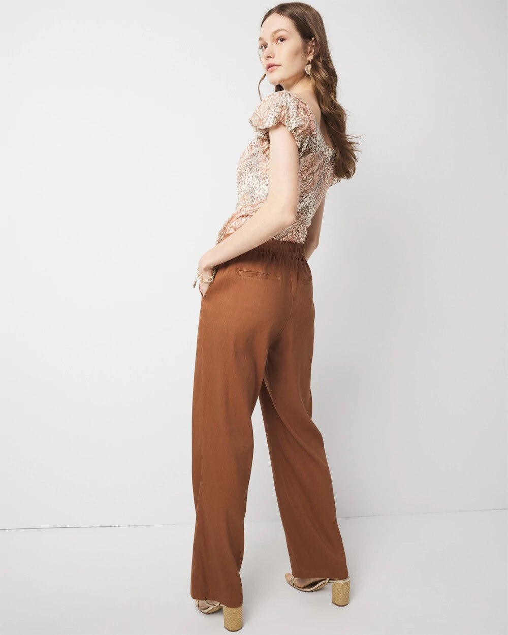 WHBM_Linen20Trouser_570390195_NEU002358_OF_ALT201.jpeg
