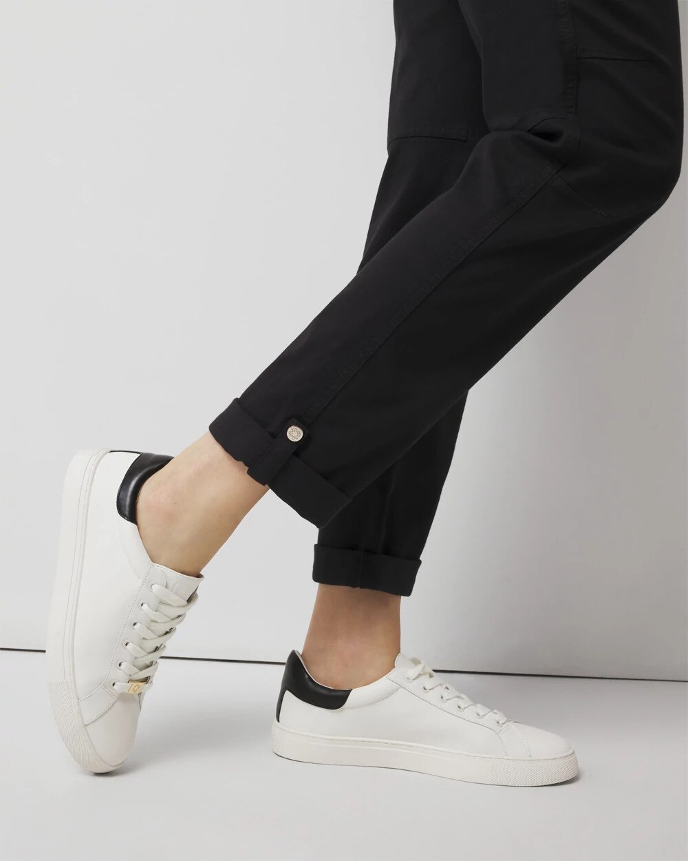 WHBM_MR20Pret20A20Pedi20Strght20Crp_570382686_BLK000001_OF_ALT202.jpeg