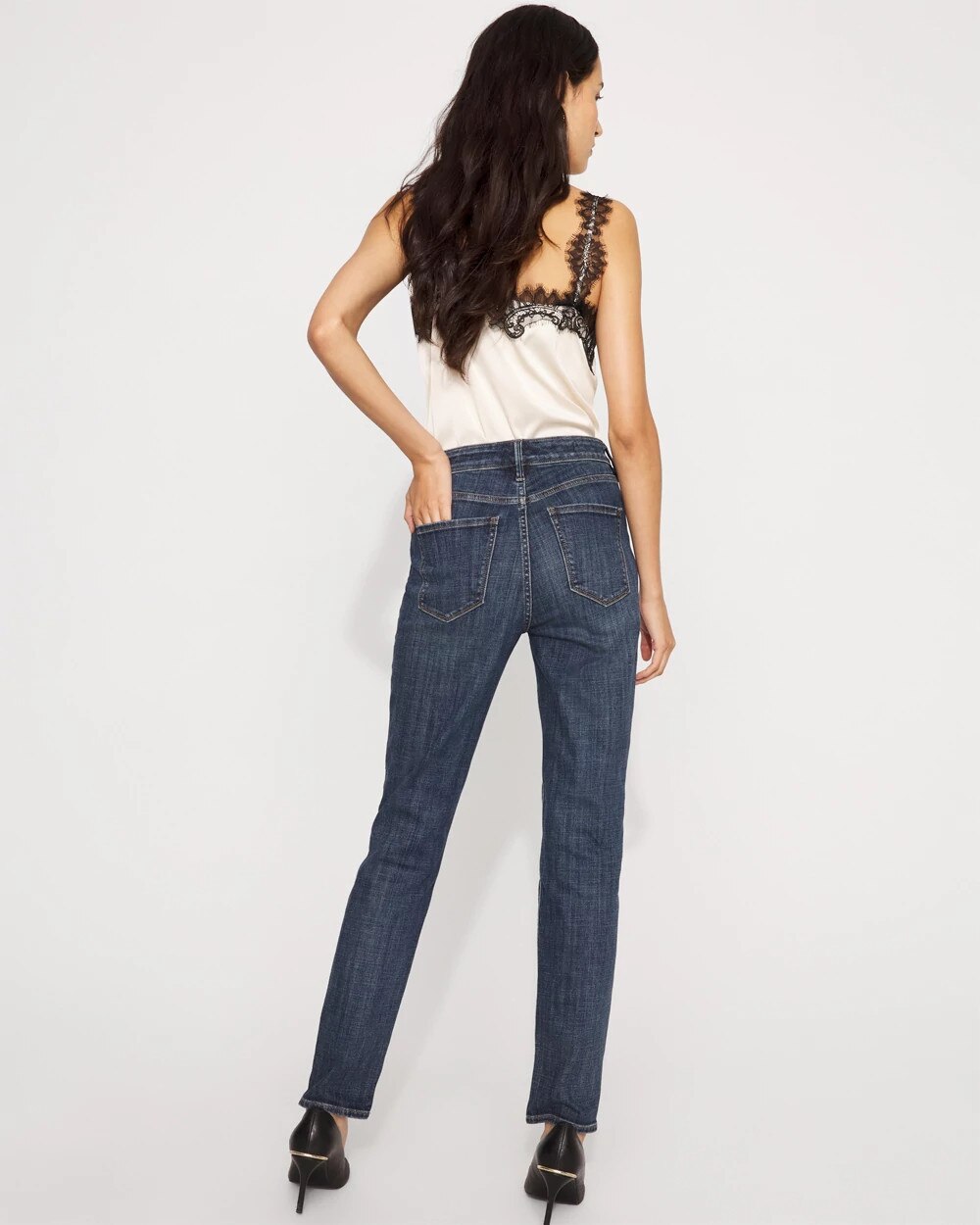 WHBM_New20Skinny20520Pocket_570393389_BLU006654_OF_ALT201.jpeg