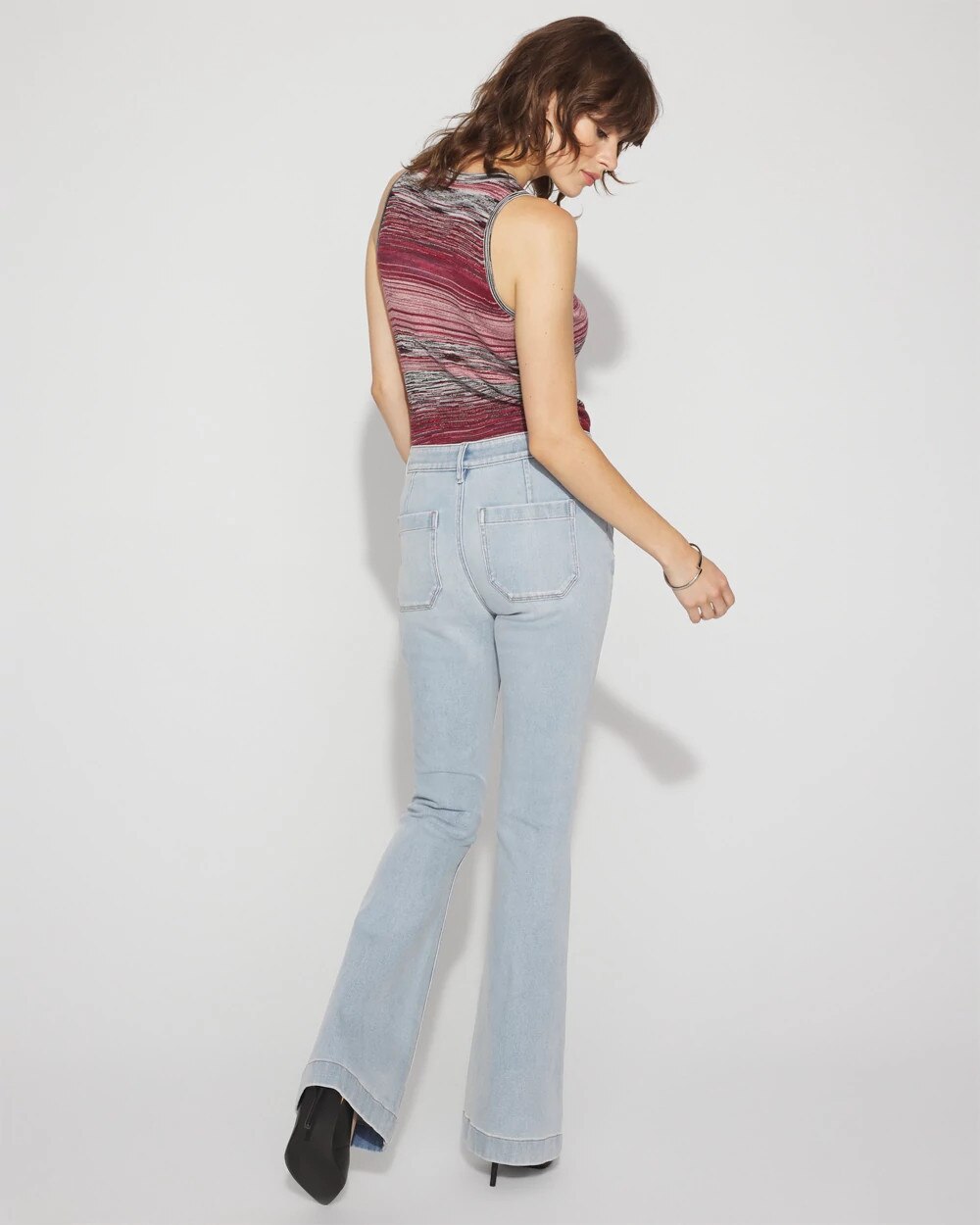 WHBM_Novelty20Pocket20Flare_570393366_BLU006587_OF_ALT203.jpeg