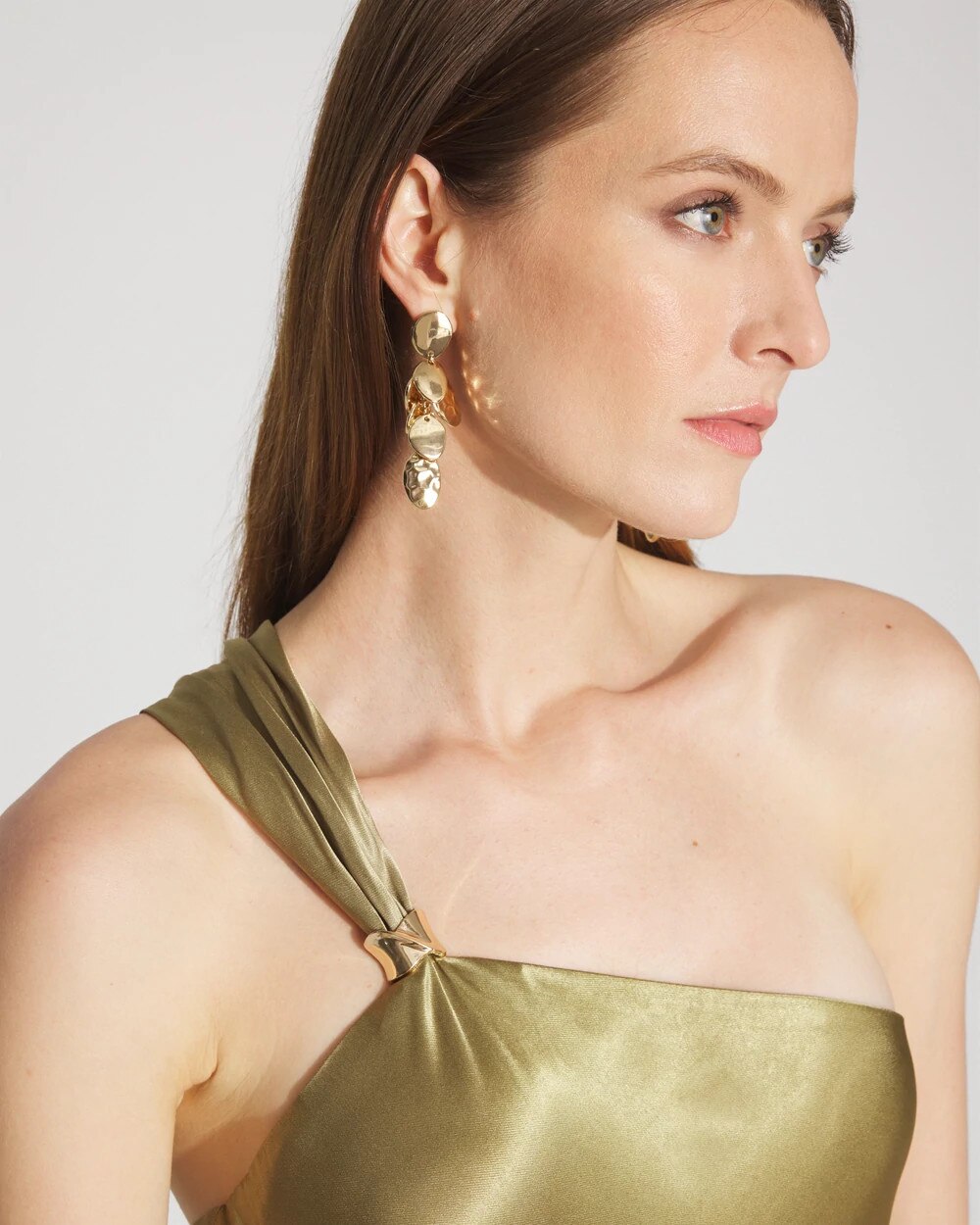 WHBM_OS20Ombre20Satin20Midi_570394190_GRN006900_OF_ALT202.jpeg