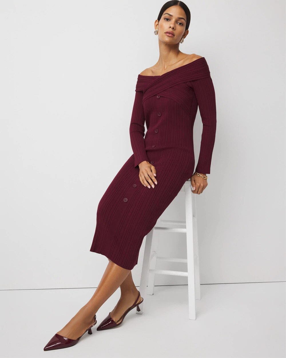 WHBM_OTS20Bttn20Dtl20Sweater20Midi_570397888_RED006838_OF_ALT201.jpeg