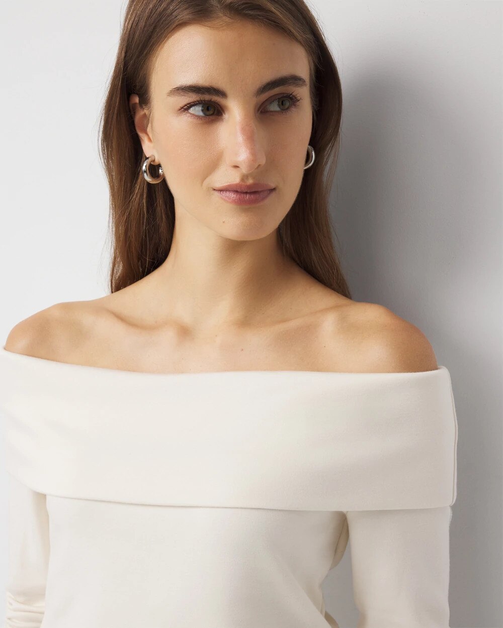 WHBM_OTS20LS20Foldover20Jumpsuit_570400608_WHT006744_OF_ALT202.jpeg