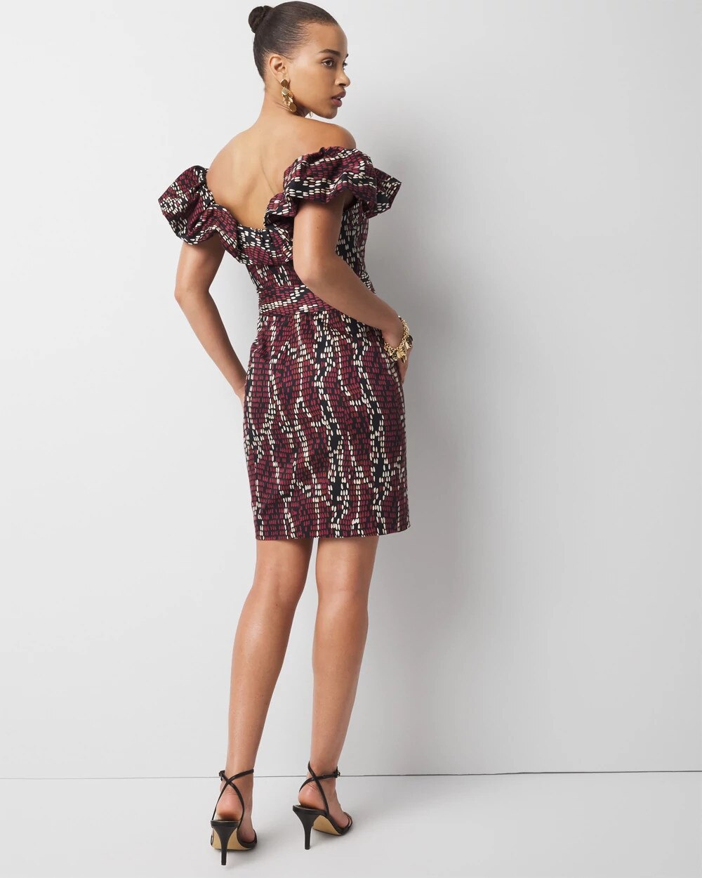 WHBM_OTS20Poplin20Mini_570391938_BLK006745_OF_ALT203.jpeg