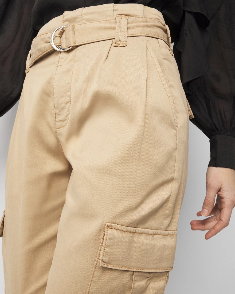 WHBM_Pret20Cargo20Tprd20Ankle_570386354_NEU006517_OF_ALT202.jpeg