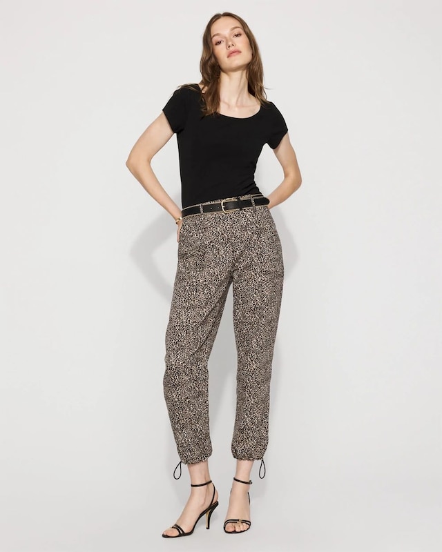 WHBM_Pret20Prntd20Relax20Ankle_570397293_BLK006898_OF_MAIN.jpeg