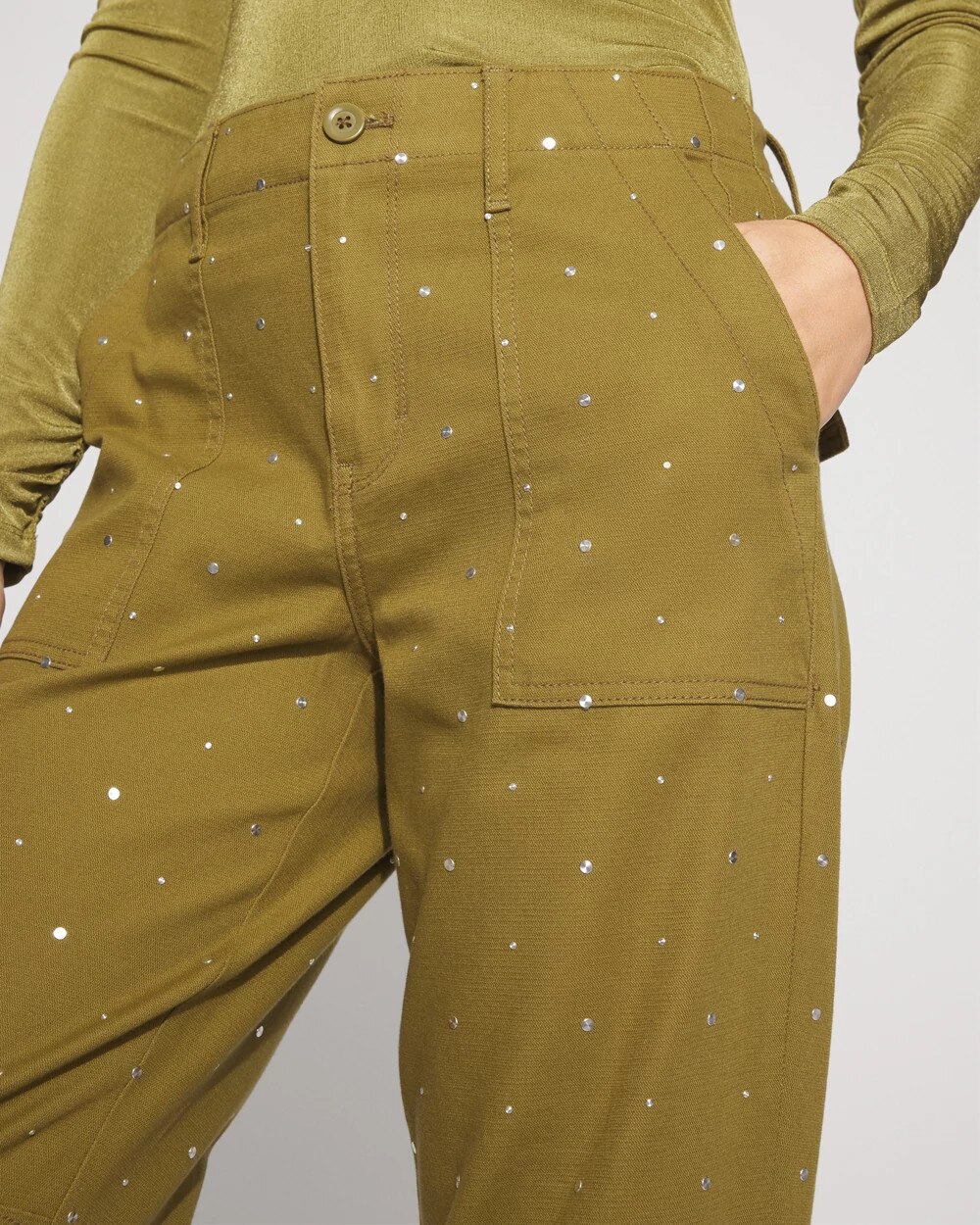 WHBM_Pret20Relax20Studded20Ankle_570393323_GRN006845_OF_ALT202-1.jpeg