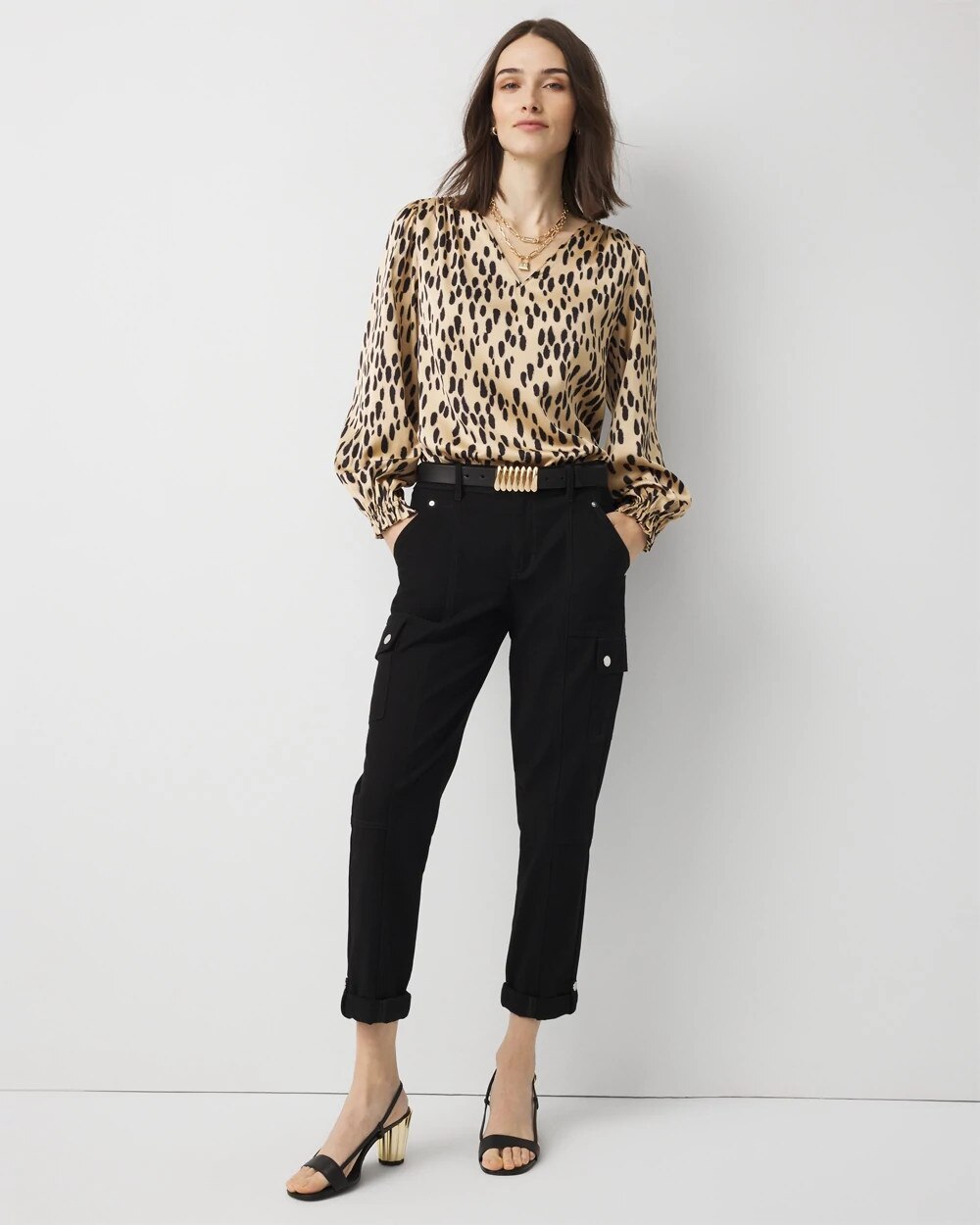 WHBM_Pret20Tapered20Crop_570403550_BLK000001_OF_MAIN-1.jpeg