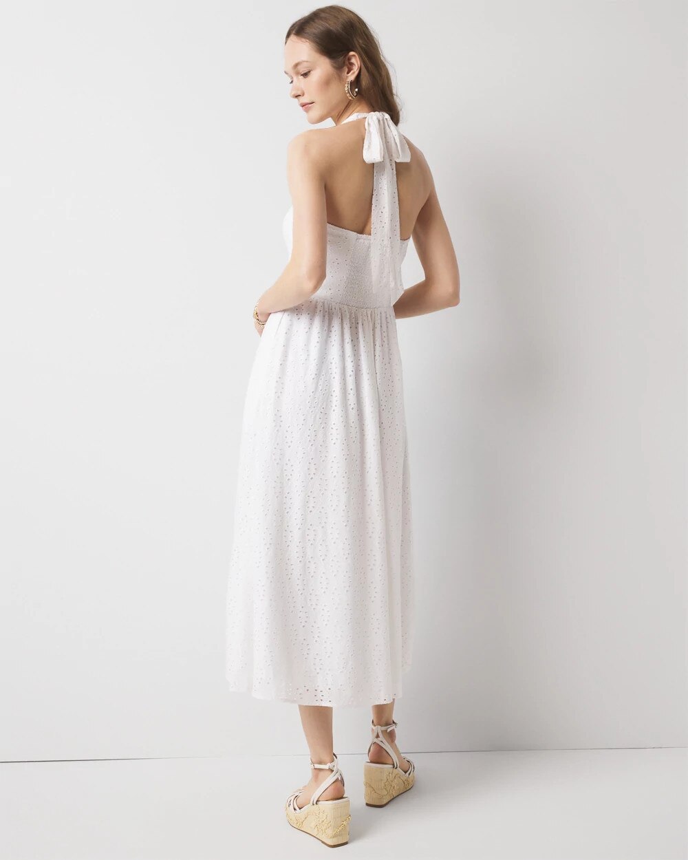 WHBM_SL20Eyelet20Halter20Midi_570392939_WHT000100_OF_ALT203.jpeg