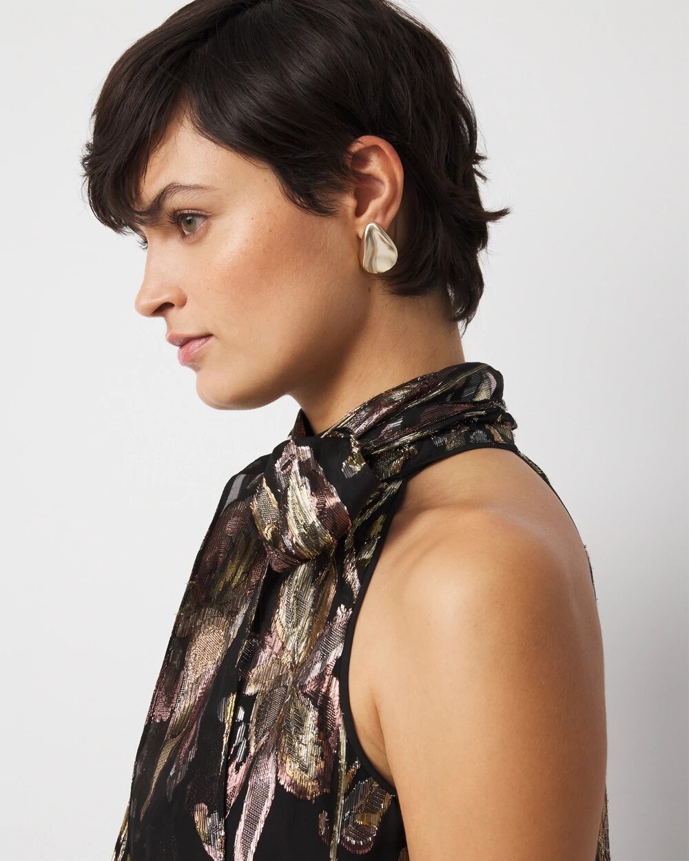 WHBM_SL20Halter20Lurex20Blouse_570400994_BLK007285_OF_ALT202-1.jpeg