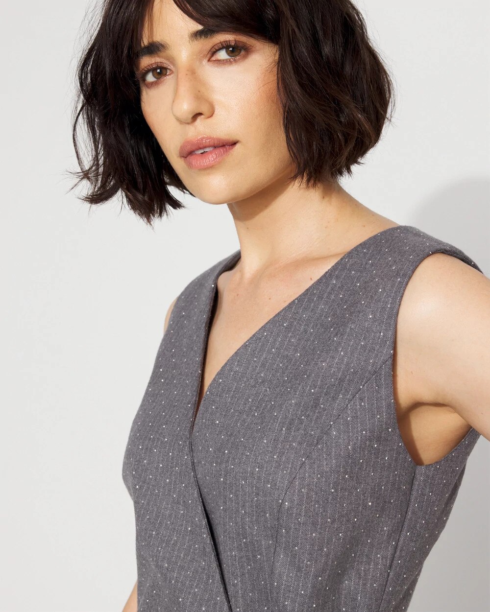 WHBM_SL20Heatset20Vest_570398598_GRY007027_OF_ALT202-1.jpeg
