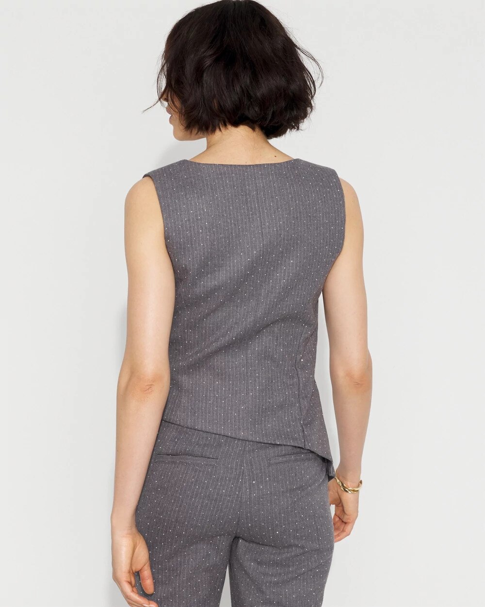 WHBM_SL20Heatset20Vest_570398598_GRY007027_OF_ALT203-1.jpeg