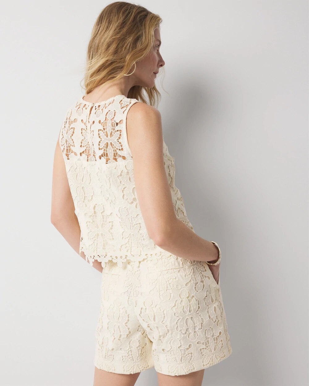 WHBM_SL20Lace20Top_570392566_WHT006744_OF_ALT203.jpeg