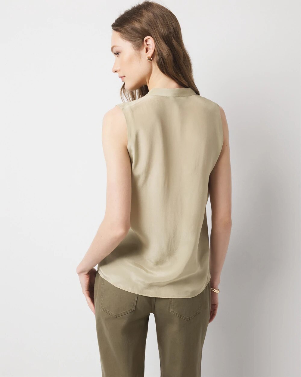 WHBM_SL20Pleat20Front20Shell_570385736_GRN006584_OF_ALT203.jpeg