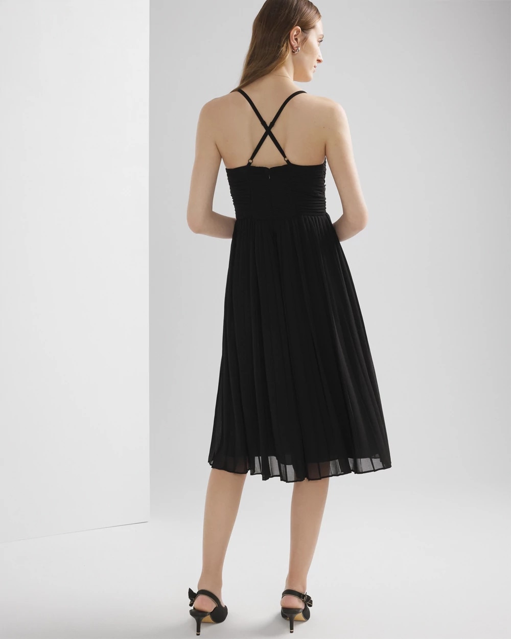 WHBM_SL20Pleated20Bust20Mini_570368614_BLK000001_OF_ALT203-1.jpeg